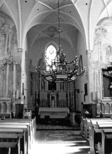 9.Wnętrze kościoła pozakonnego pw. Zwiastowania NMP w Krasnymborze (w zbiorach ROBiDZ Białystok).
