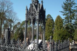 Grób Adolfa Gerschowa w Augustowie