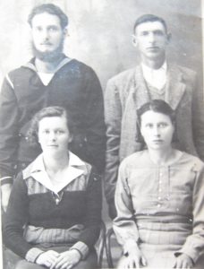 Franciszka i Bolesław Andrakowie w Indiach (po prawej stronie)