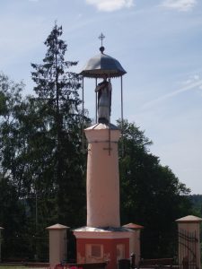 Kolumna z rzeźbą św. Agaty