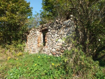 Ruin of the fours. Ruina czworaków.